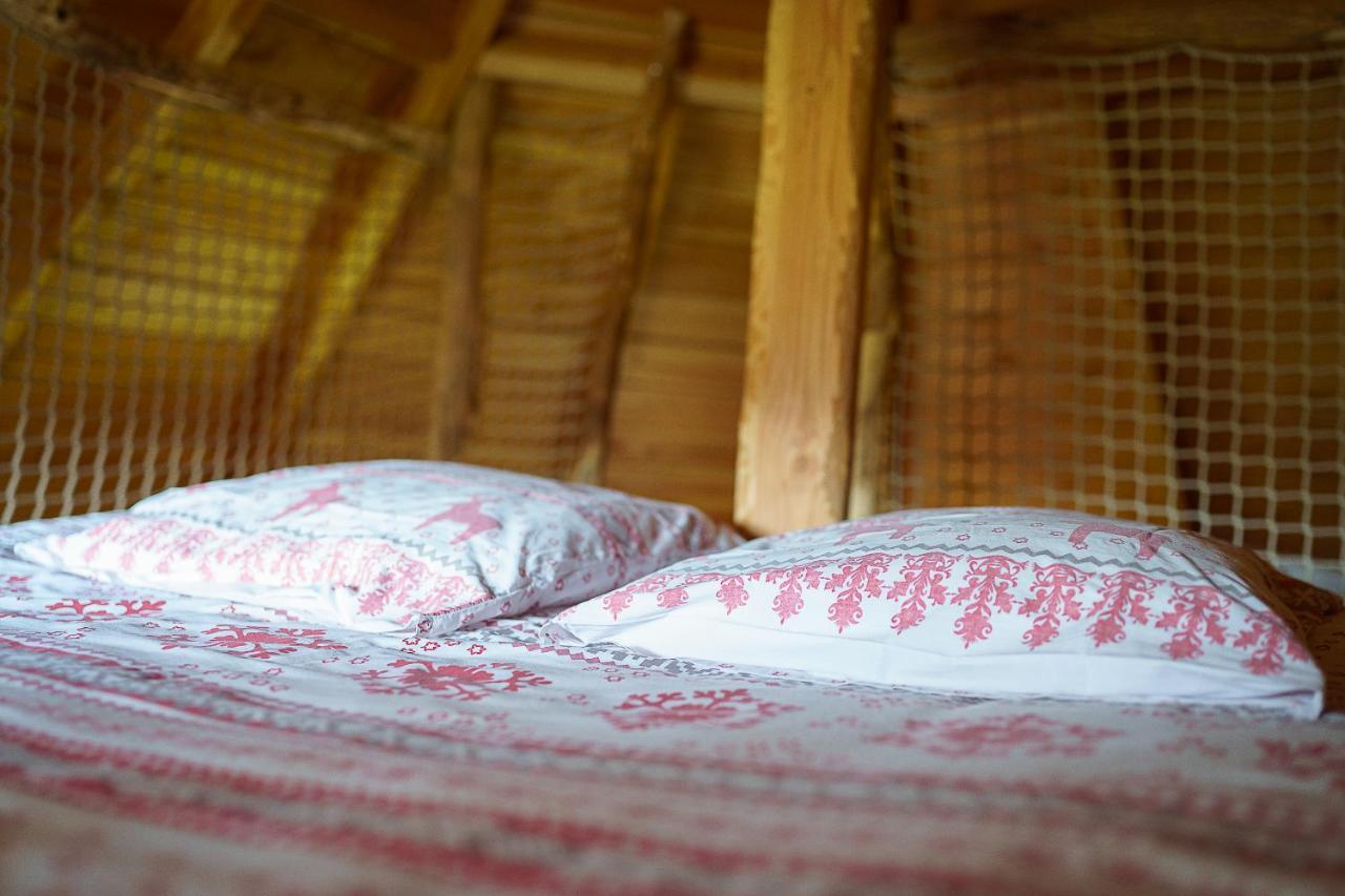 Cabane Perchee Dans Les Arbres Saint-Hilaire-en-Morvan Εξωτερικό φωτογραφία