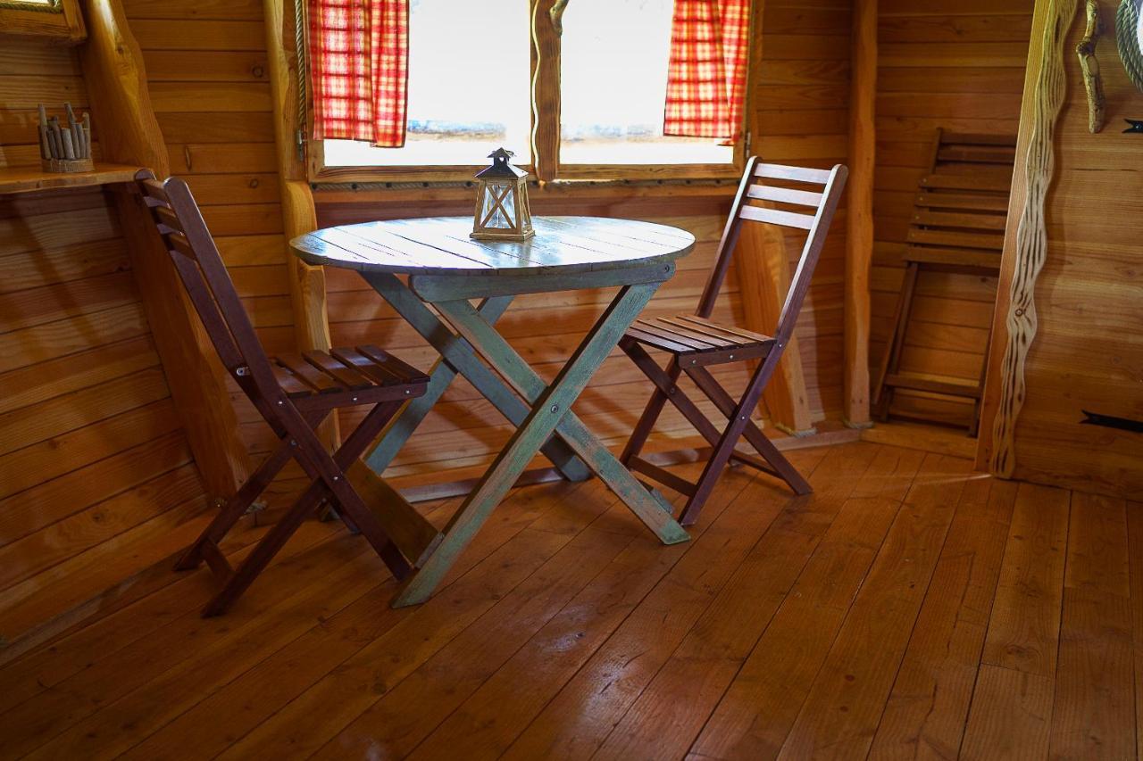 Cabane Perchee Dans Les Arbres Saint-Hilaire-en-Morvan Εξωτερικό φωτογραφία