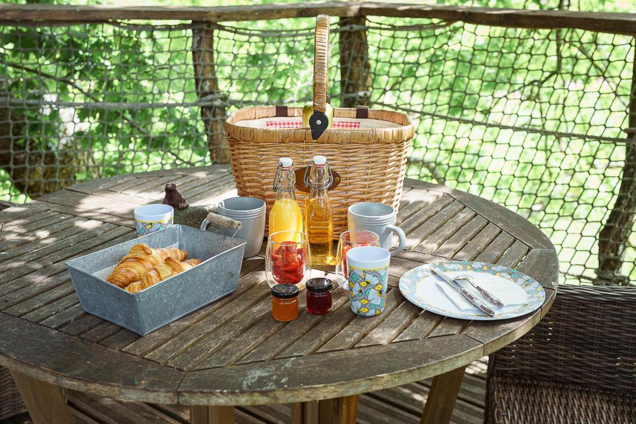 Cabane Perchee Dans Les Arbres Saint-Hilaire-en-Morvan Εξωτερικό φωτογραφία