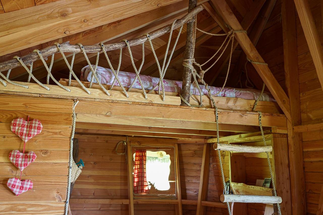 Cabane Perchee Dans Les Arbres Saint-Hilaire-en-Morvan Εξωτερικό φωτογραφία