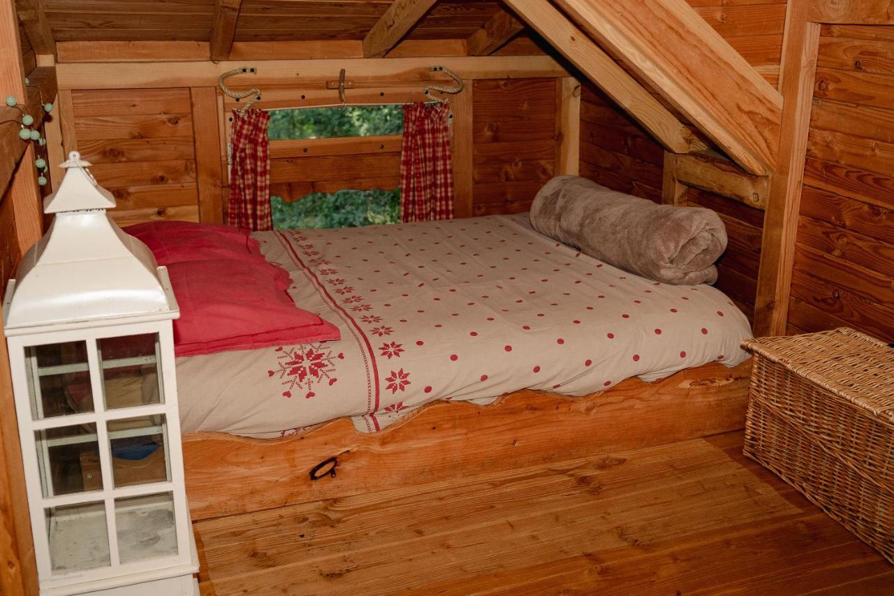 Cabane Perchee Dans Les Arbres Saint-Hilaire-en-Morvan Εξωτερικό φωτογραφία