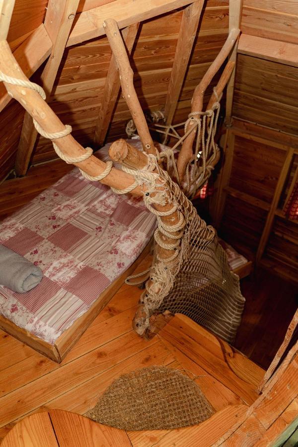 Cabane Perchee Dans Les Arbres Saint-Hilaire-en-Morvan Εξωτερικό φωτογραφία